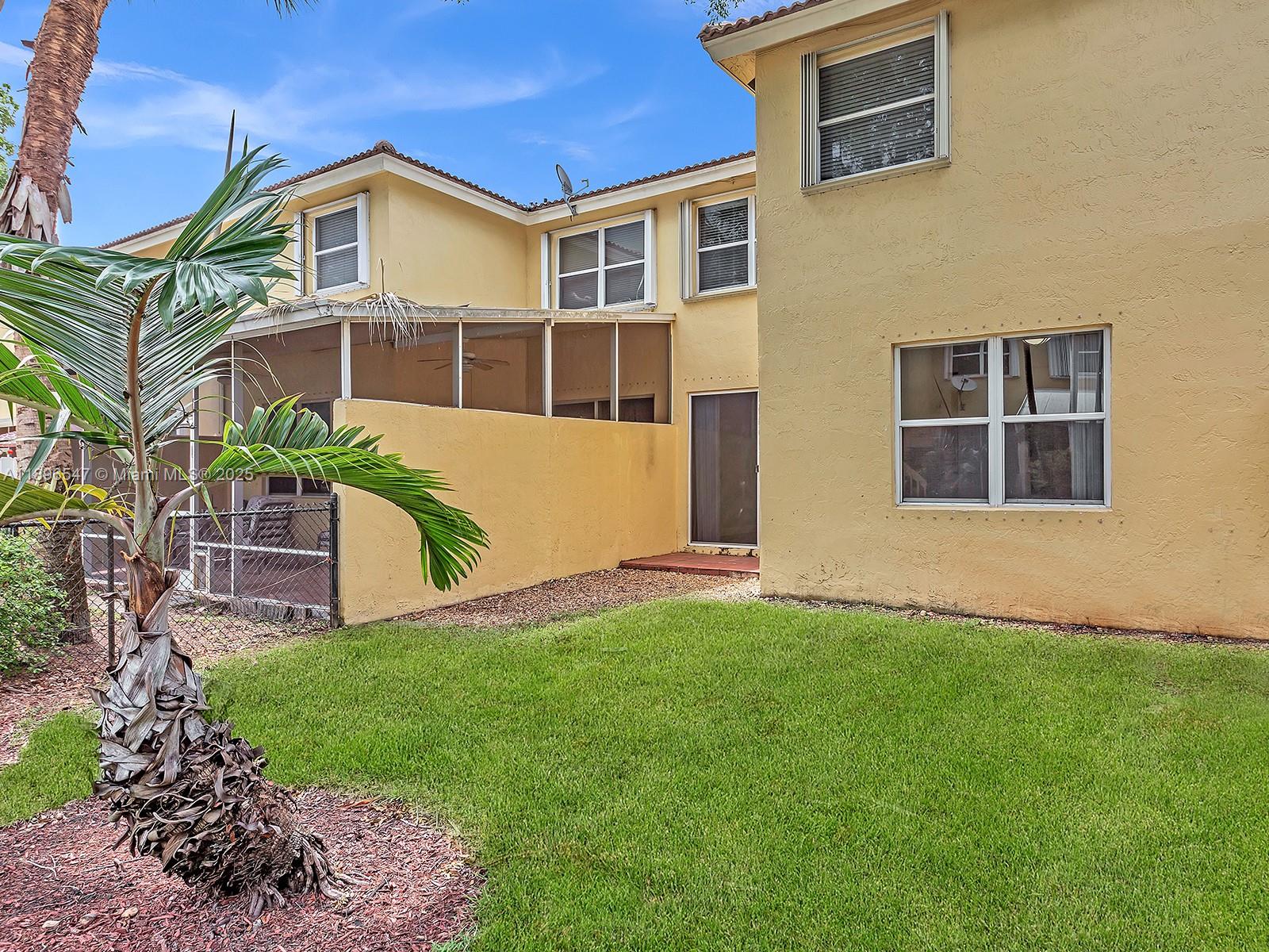 PEMBROKE SHORES - Residential Lease