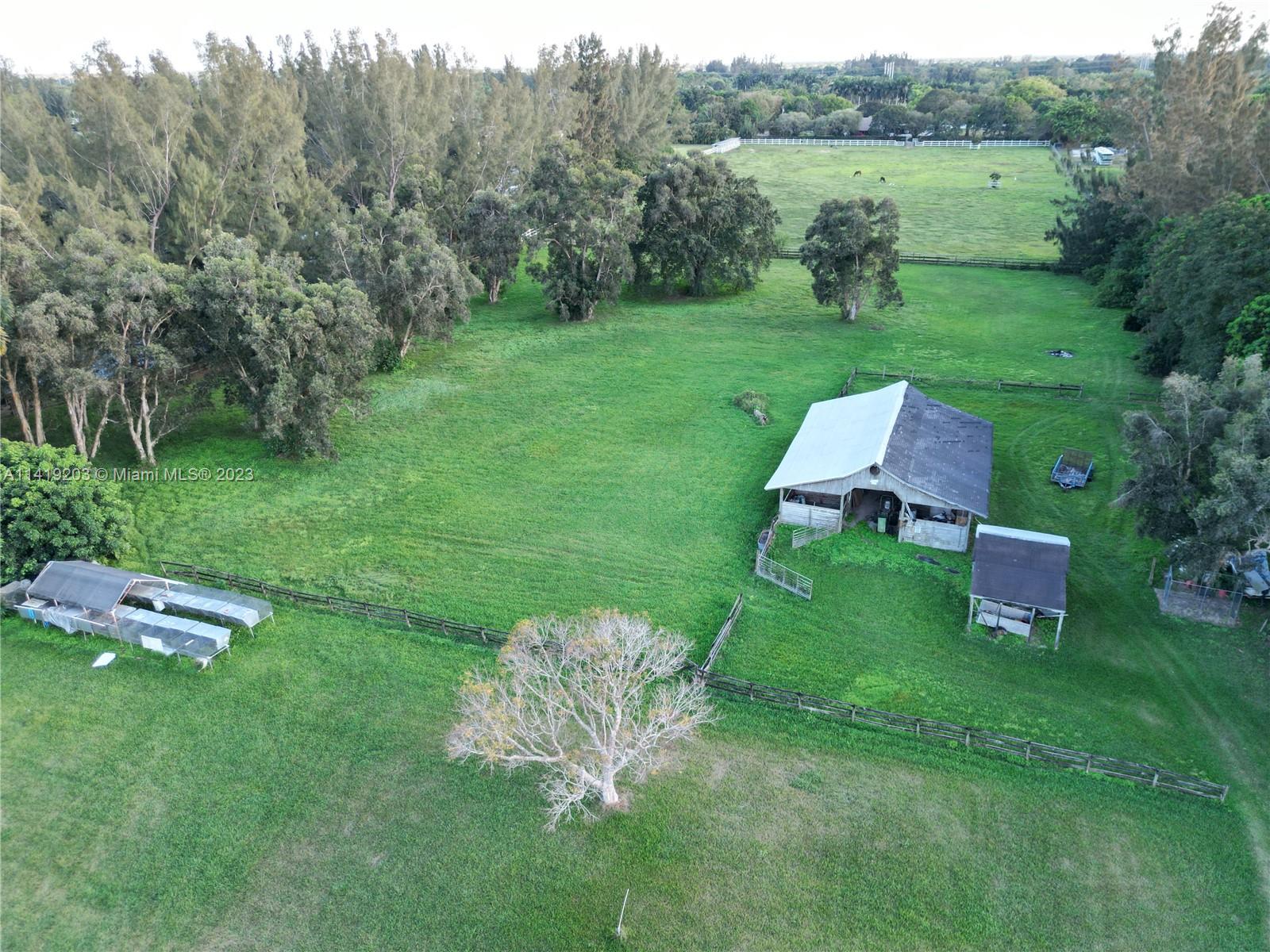 CHAMBERS SUB NW1/4 - Residential