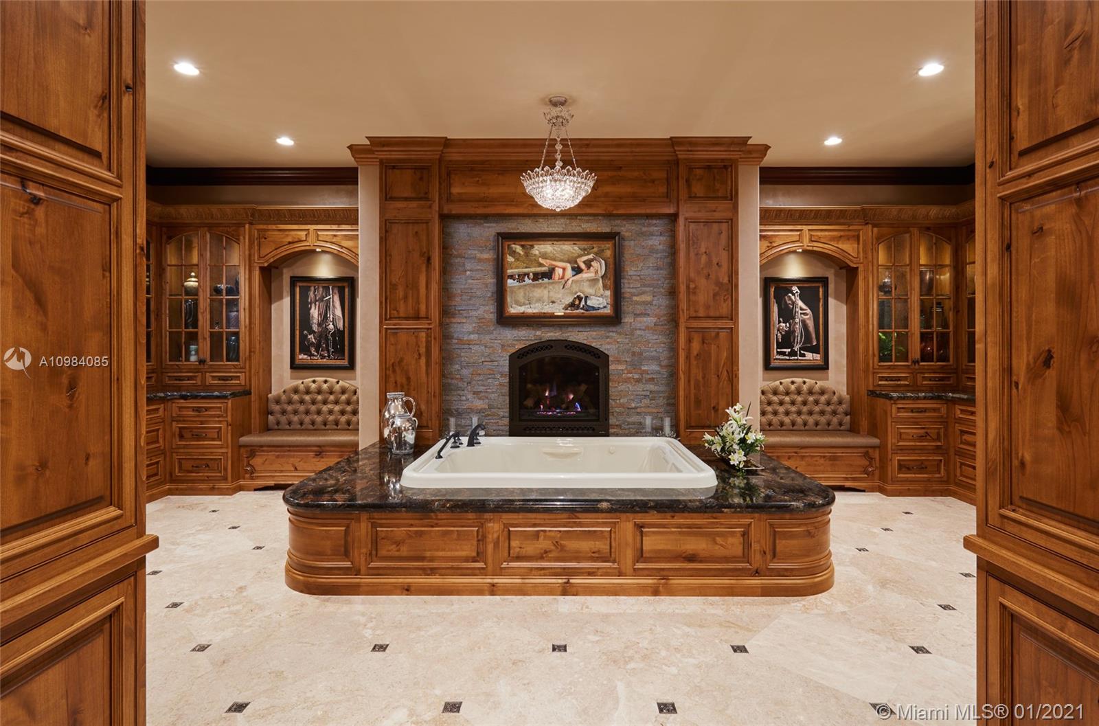 Admirals Cove - Residential
