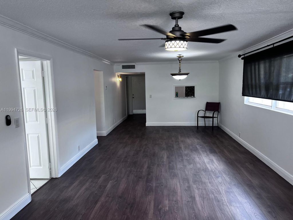 Photo of 109 SW 1st Ave, Hallandale Beach, FL 33009 (MLS # A11994726)