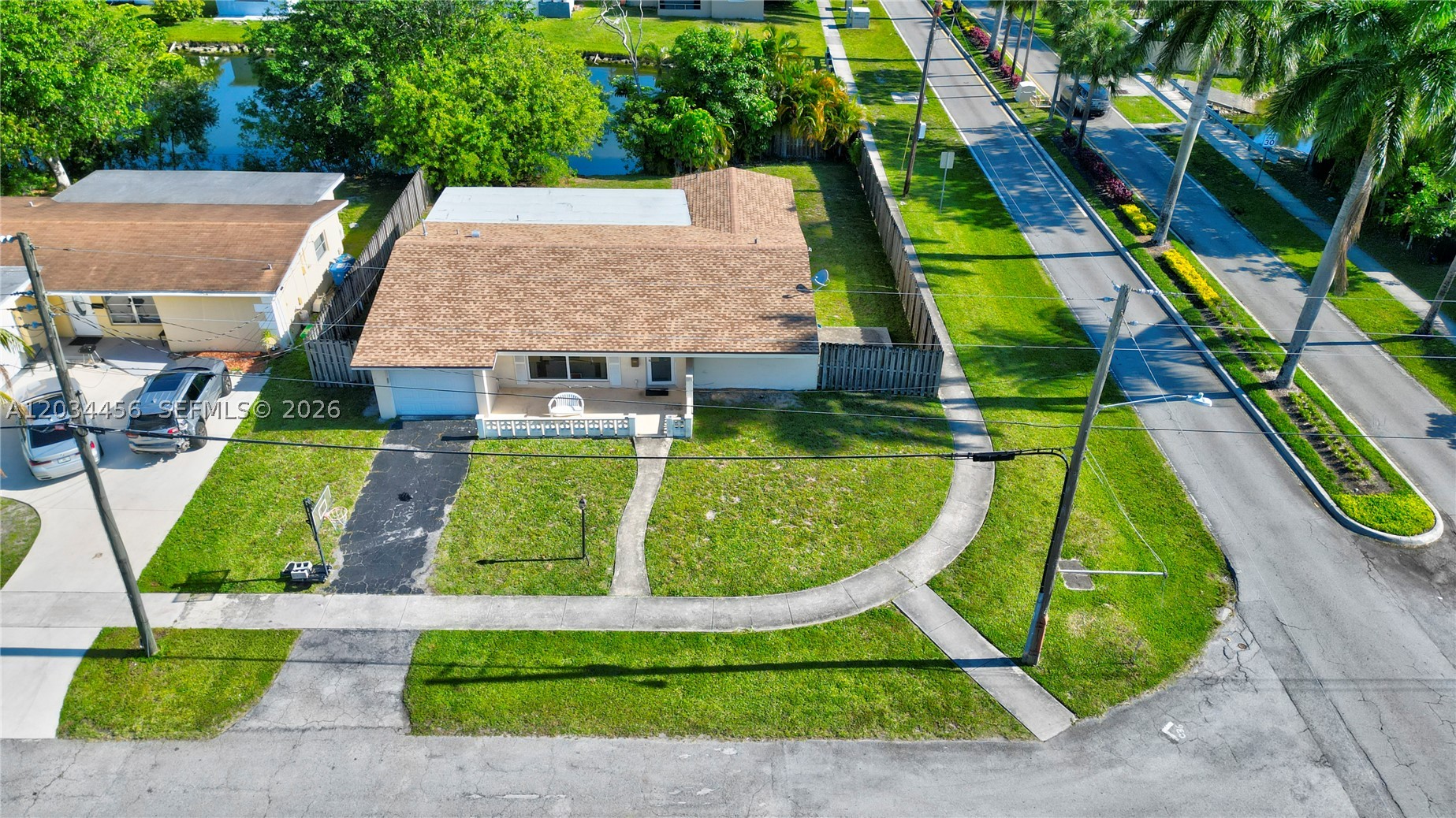 6801 NW 25th Ct