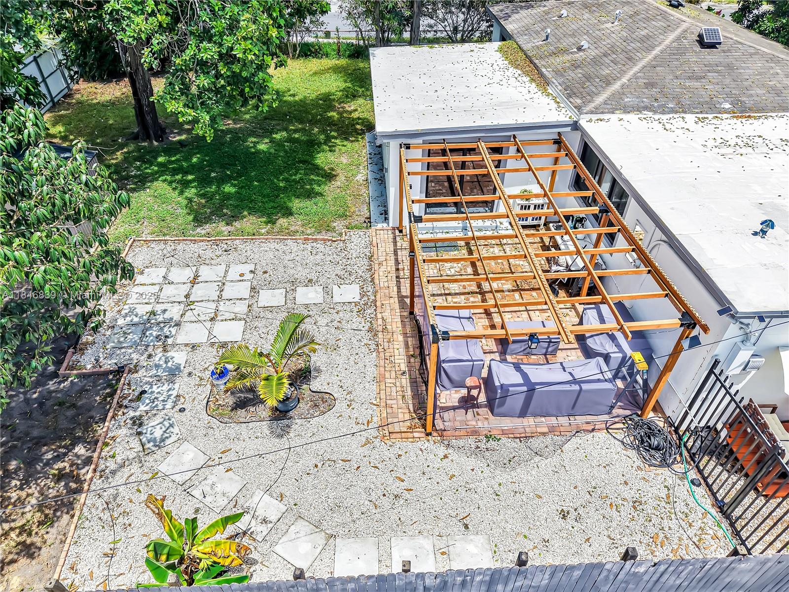 PLEASANT VILLAGE - Residential