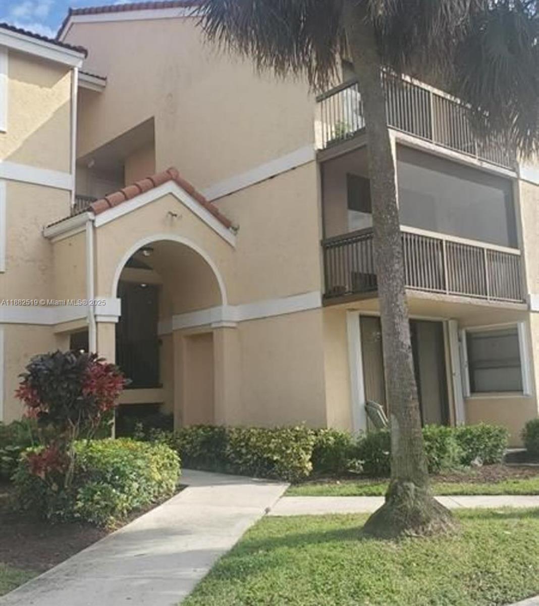 GRAND OASIS CONDO - Residential Lease