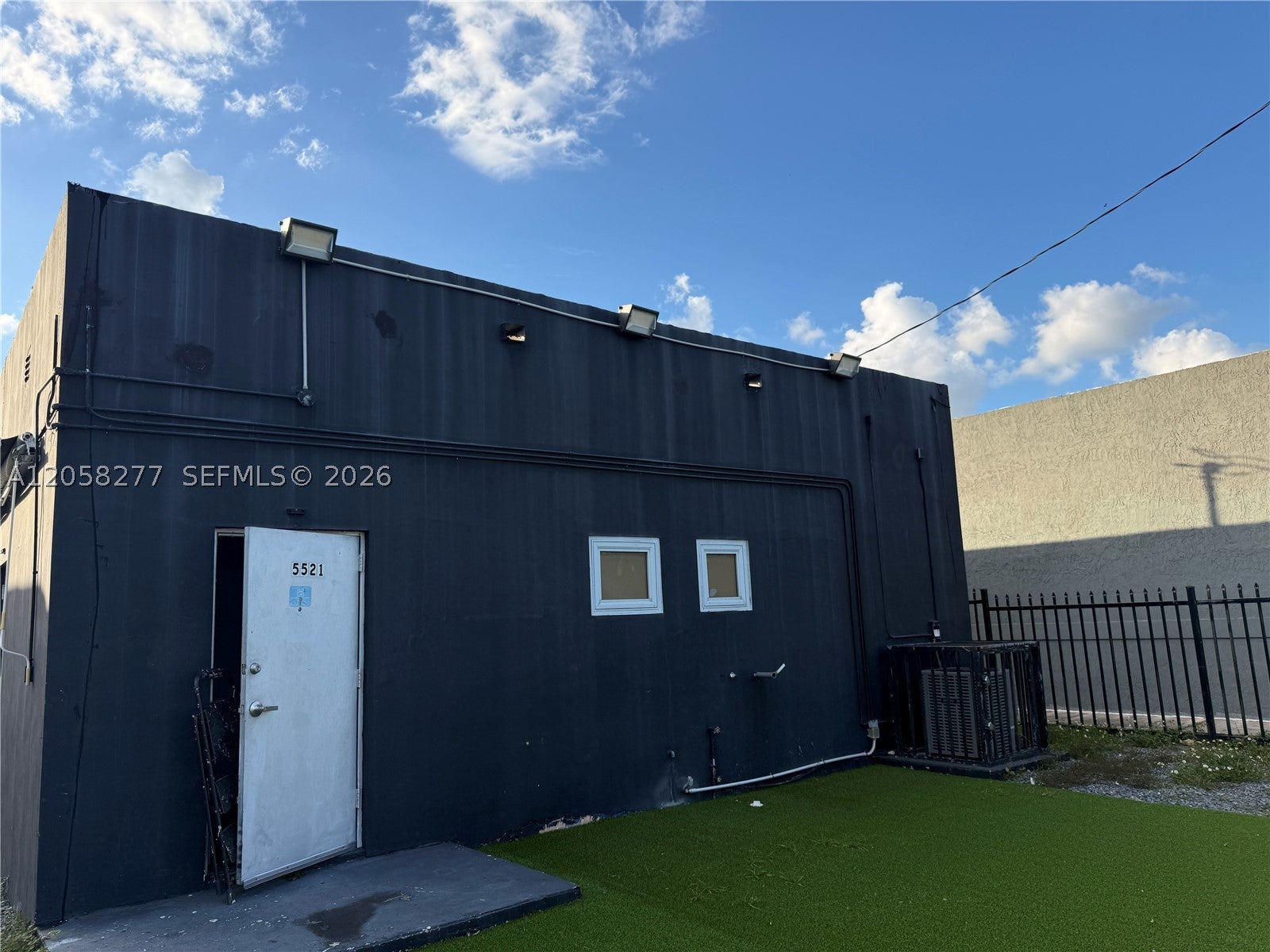 5521 NW 7th Ave