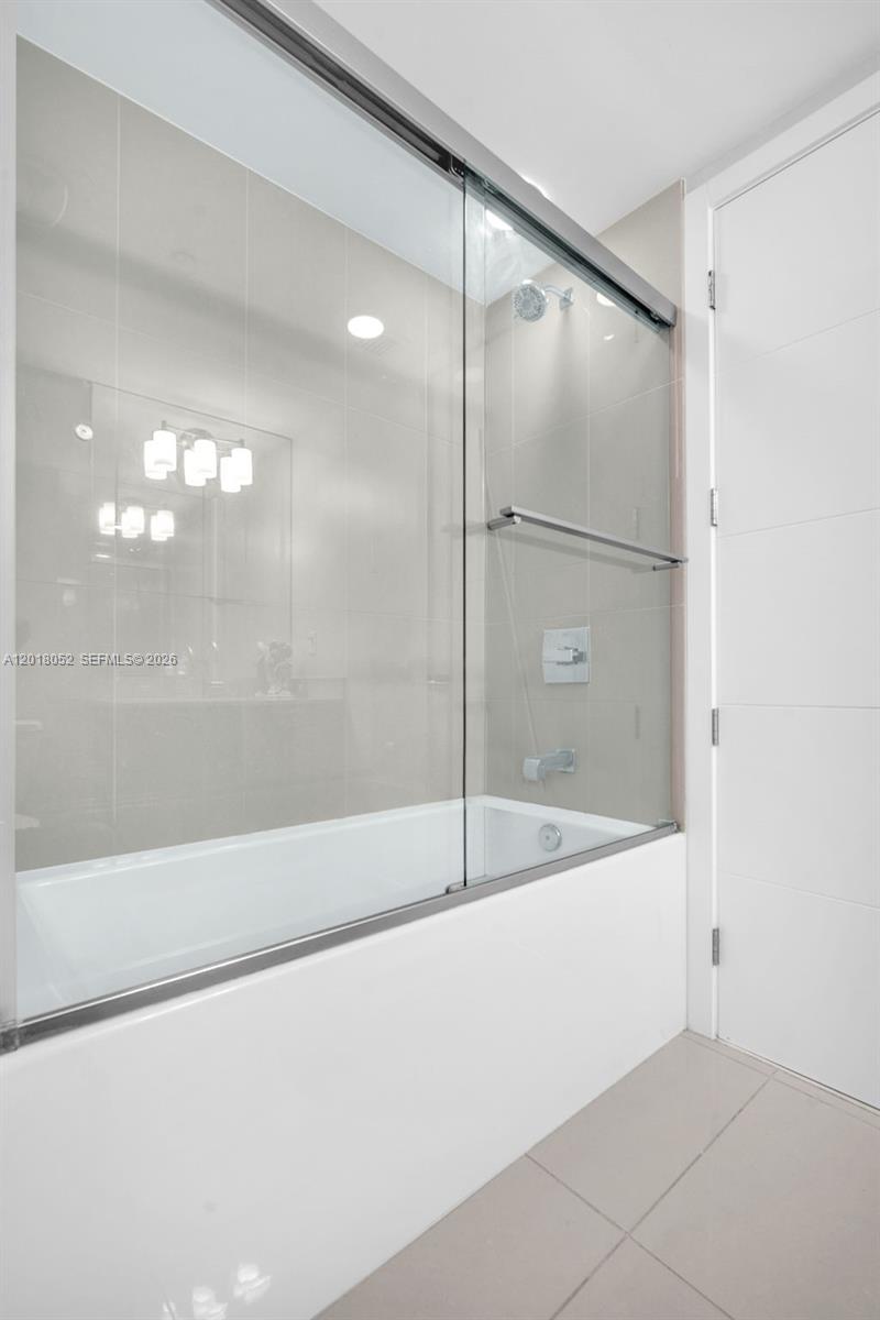 5252 PASEO CONDO - Residential