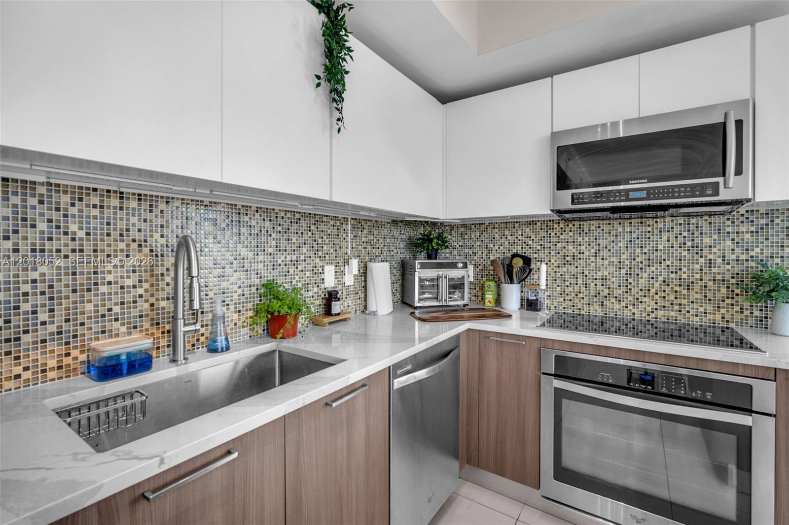 5252 PASEO CONDO - Residential