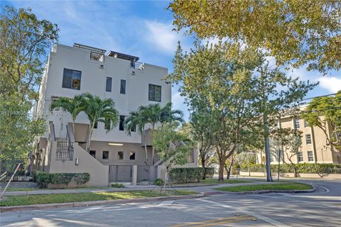 Photo of 1405 Galiano St #4, Coral Gables, FL 33134 (MLS # A11940655)