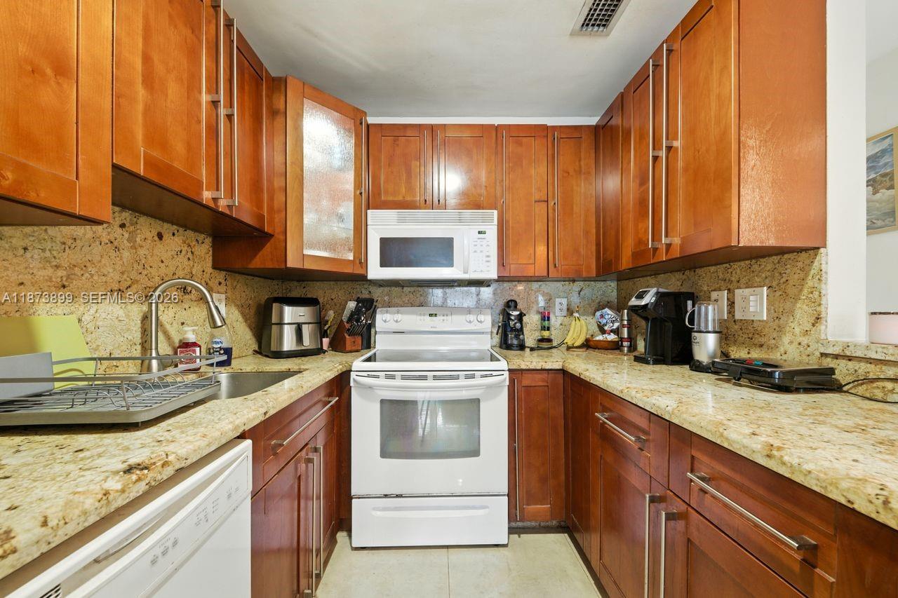 CENTRAL MIAMI PART 6 - Residential