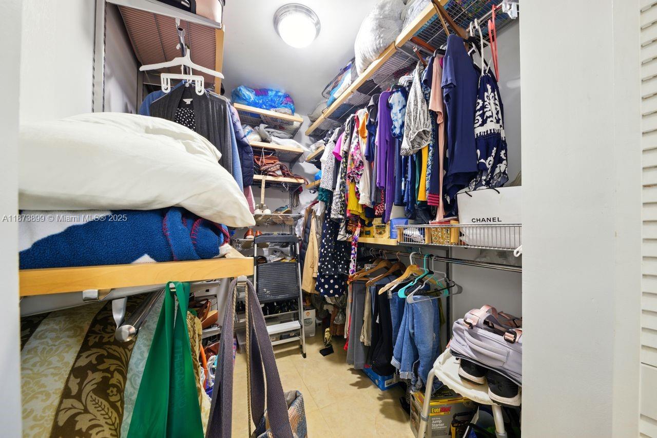 CENTRAL MIAMI PART 6 - Residential