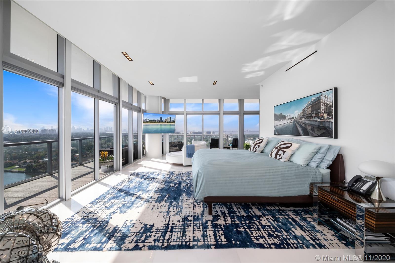 THE CARIBBEAN CONDO - Residential