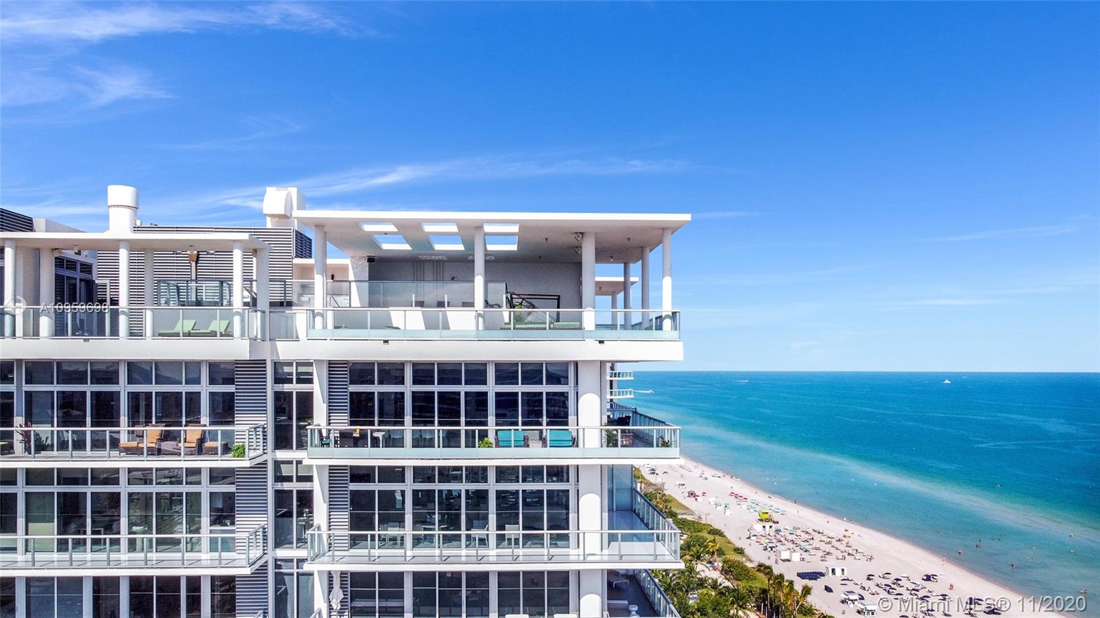 THE CARIBBEAN CONDO - Residential