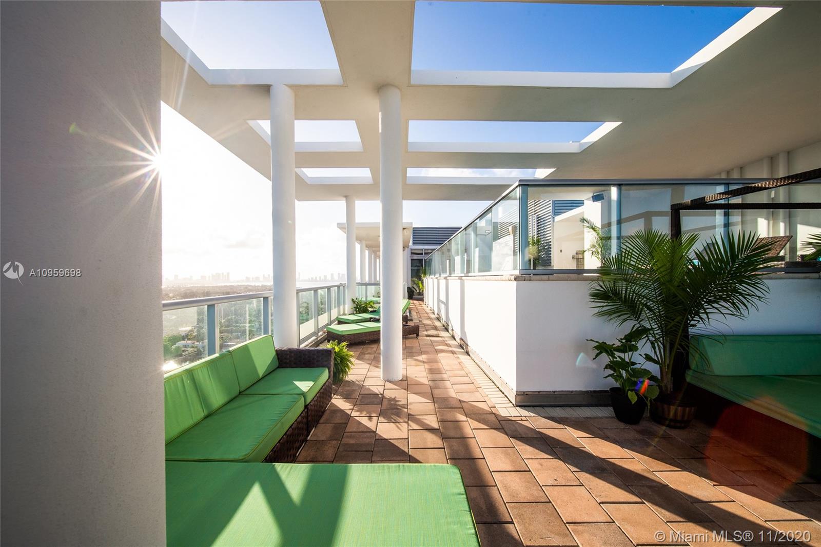 THE CARIBBEAN CONDO - Residential