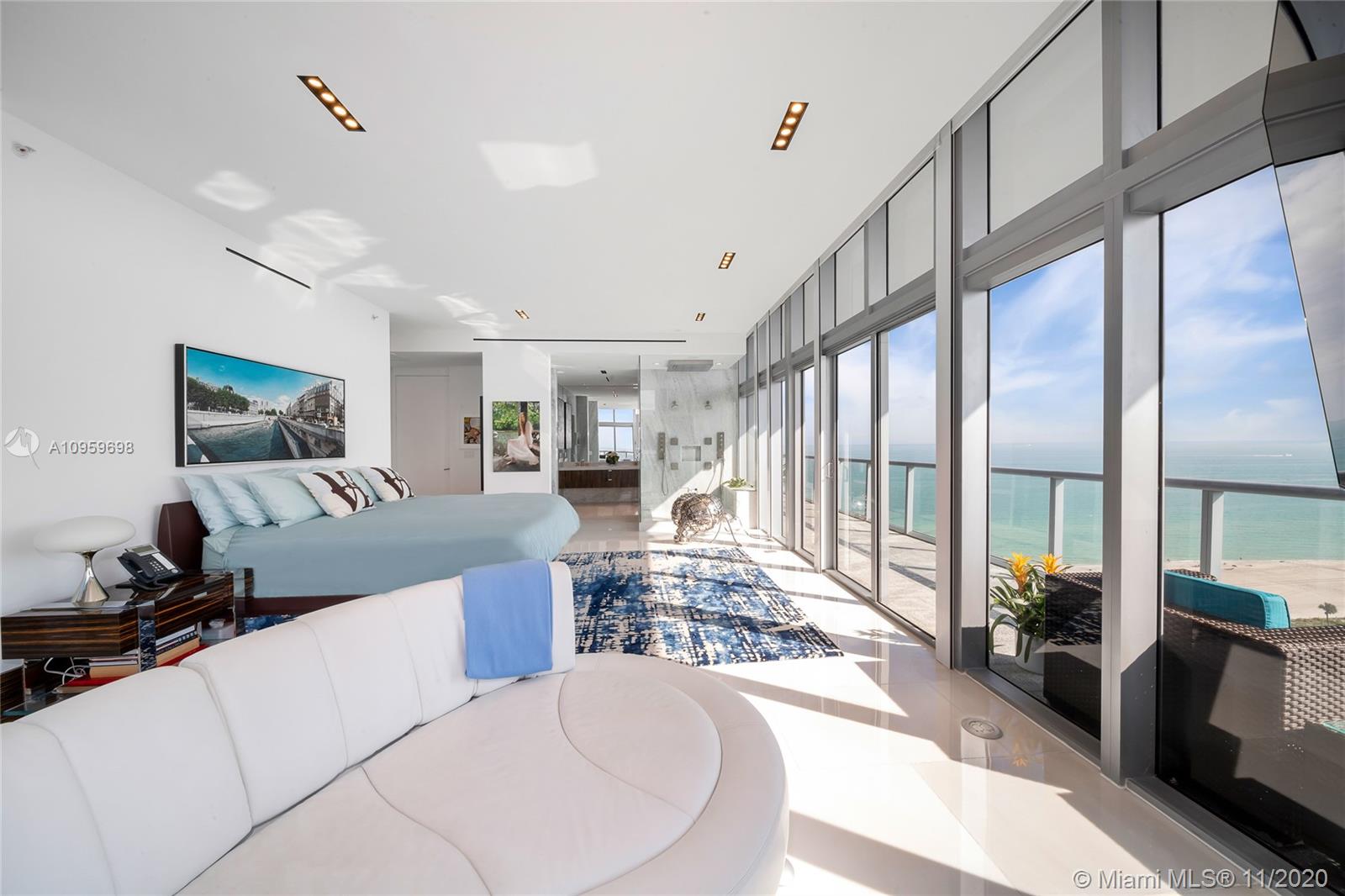 THE CARIBBEAN CONDO - Residential
