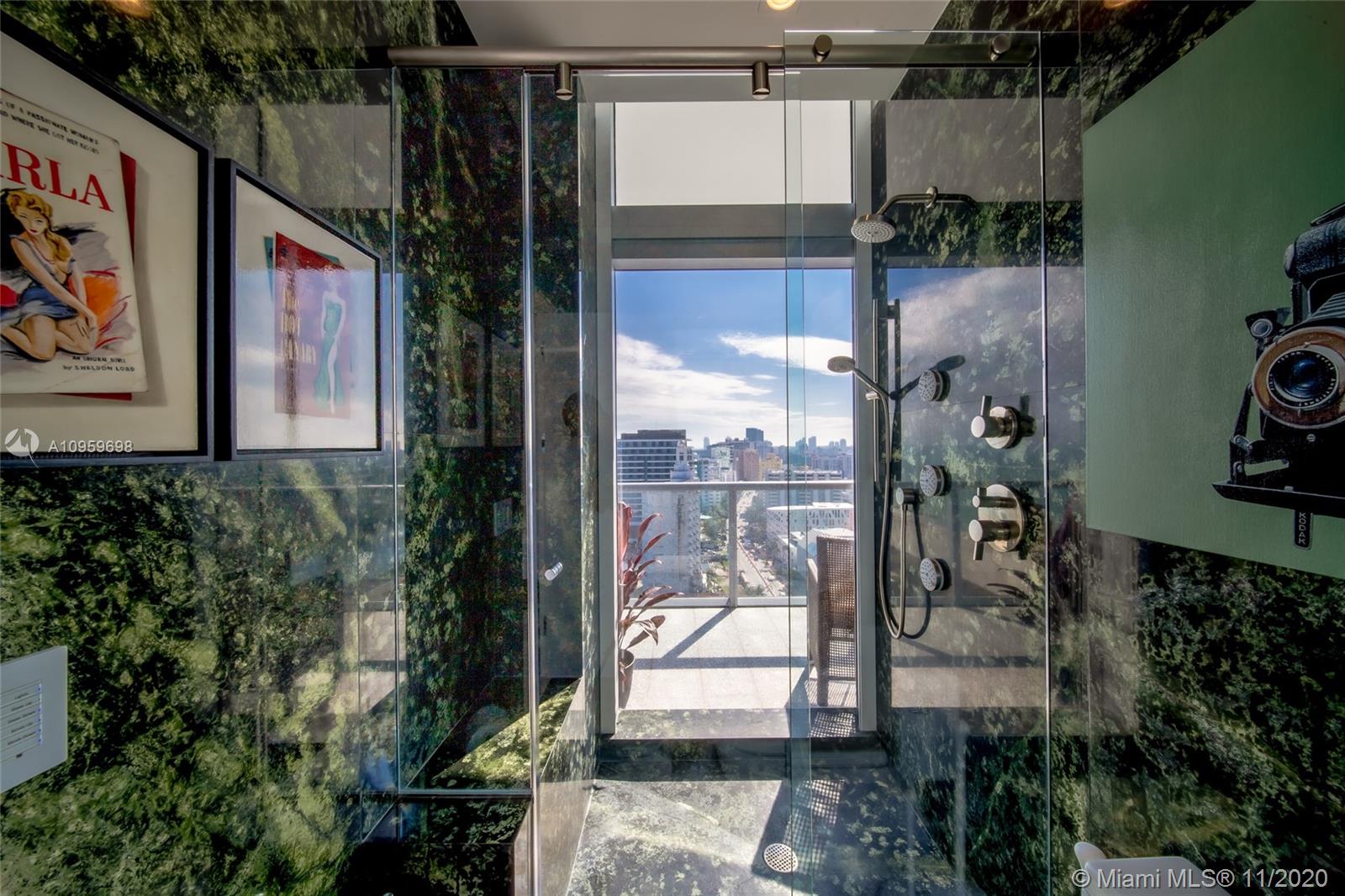 THE CARIBBEAN CONDO - Residential