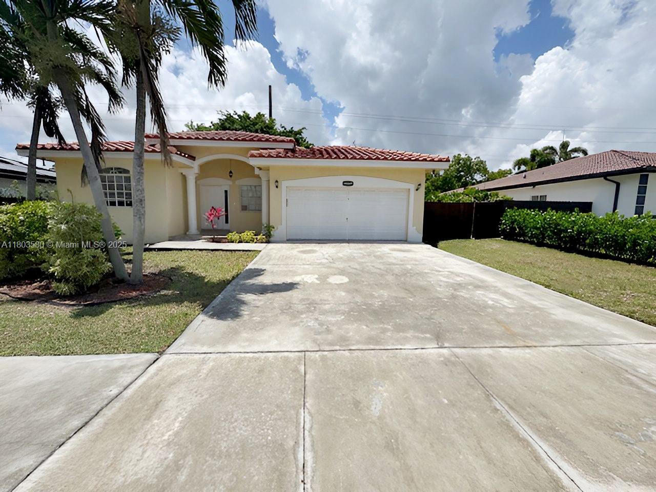Address Not Disclosed, Miami, Broward County, Florida - 3 Bedrooms  
2 Bathrooms - 