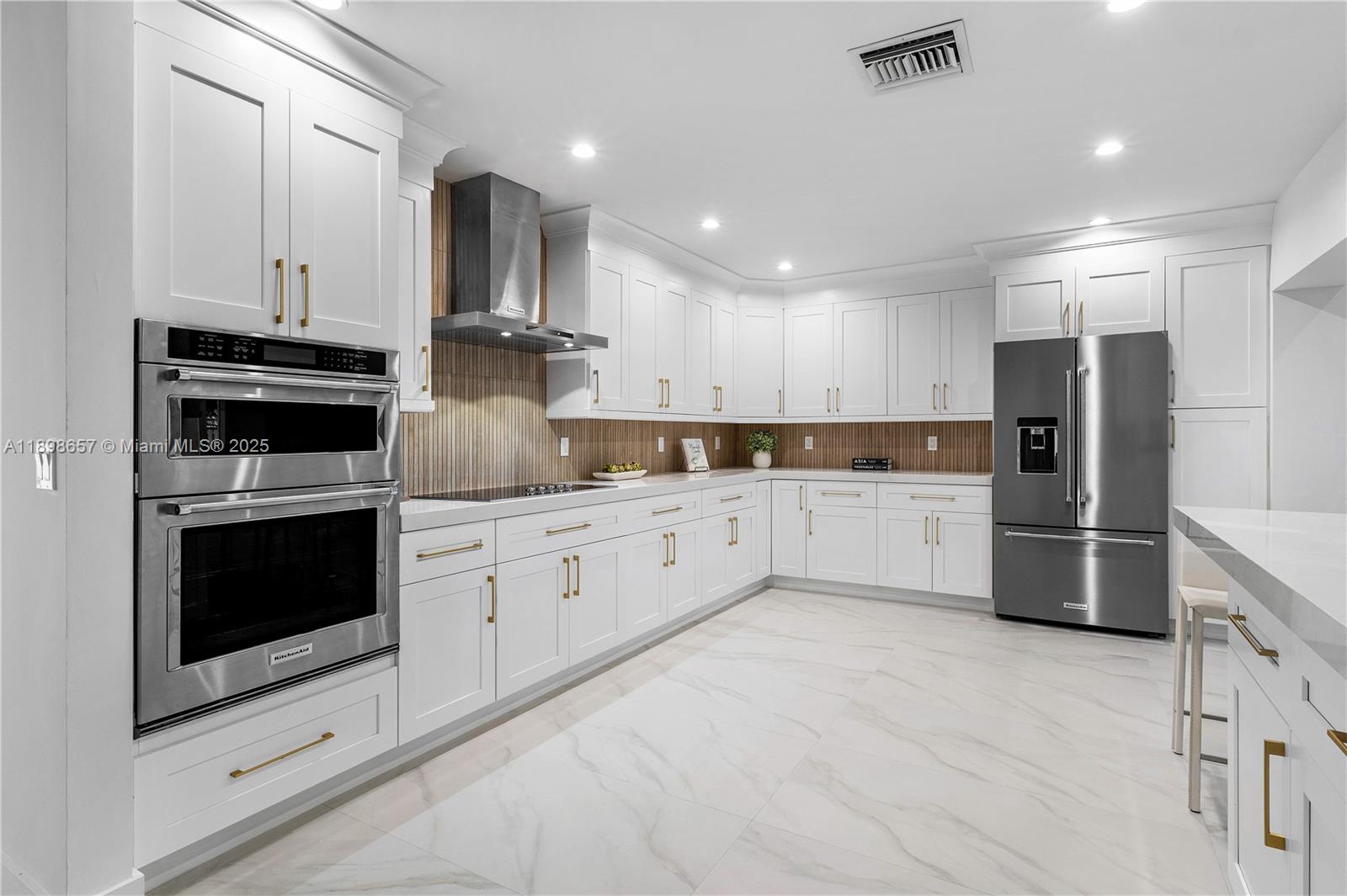 BOCA RATON SQUARE UNIT 14 - Residential