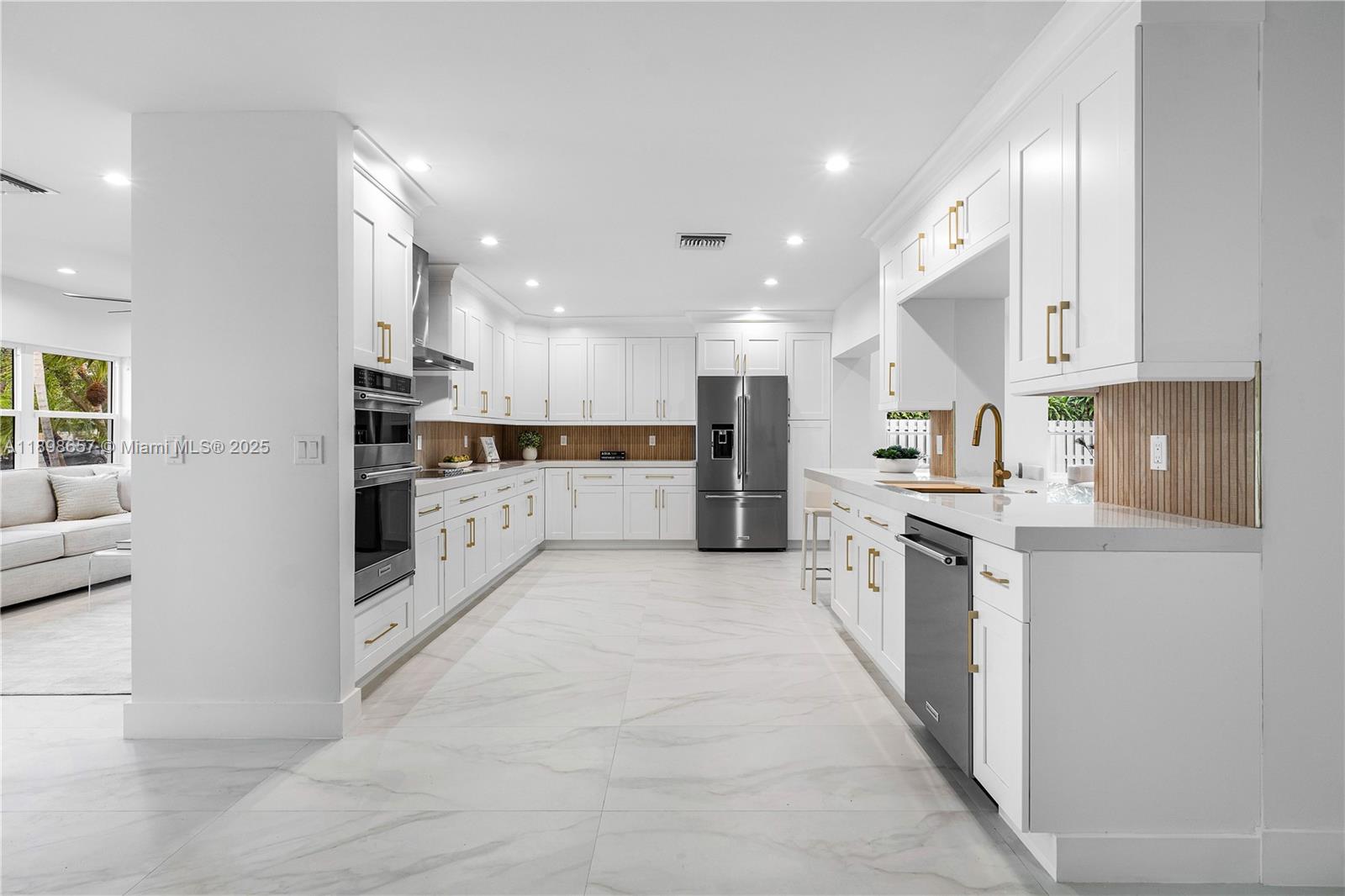 BOCA RATON SQUARE UNIT 14 - Residential