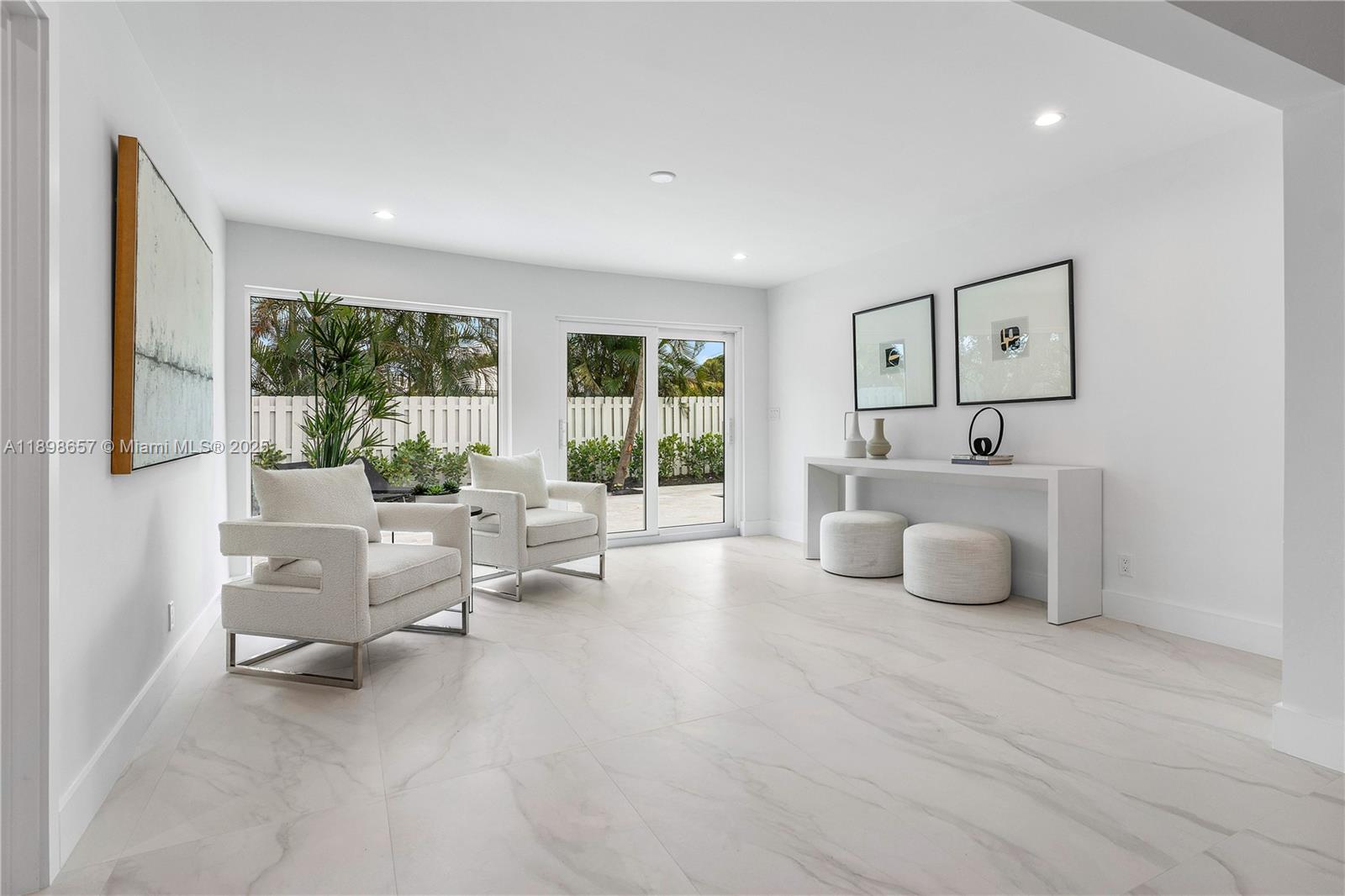 BOCA RATON SQUARE UNIT 14 - Residential