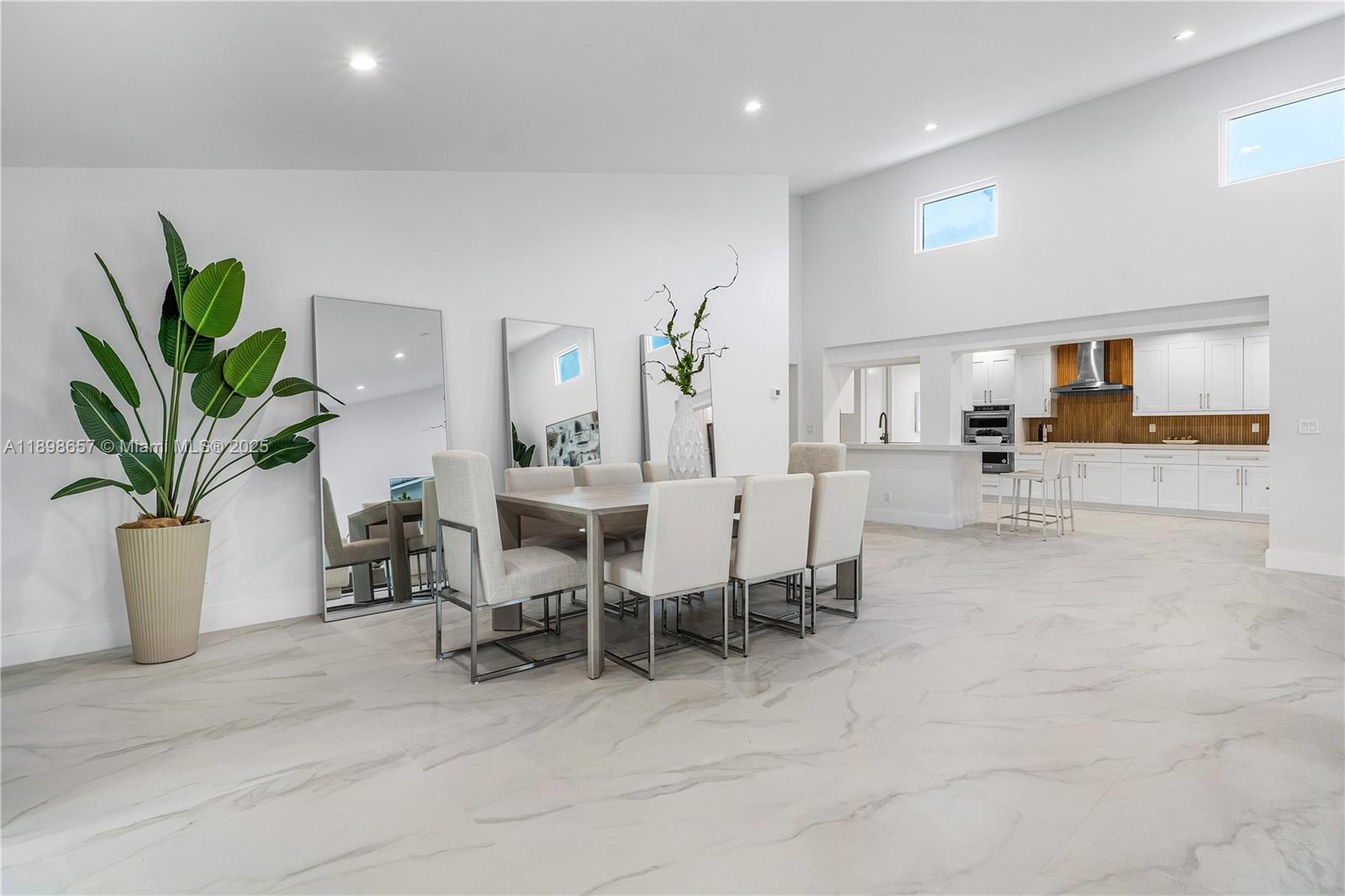 BOCA RATON SQUARE UNIT 14 - Residential