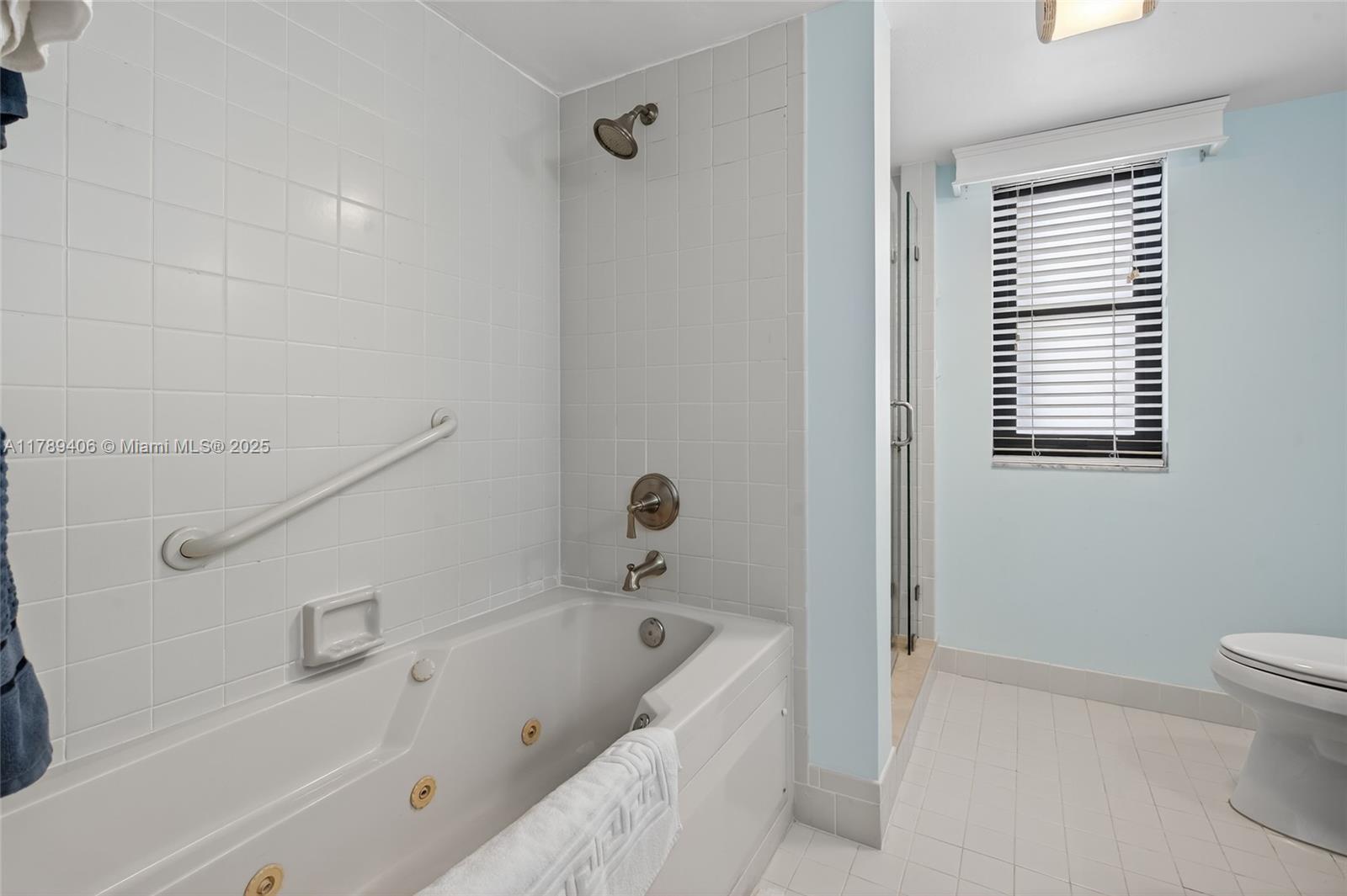 SANDPOINTE BAY CONDO - Residential