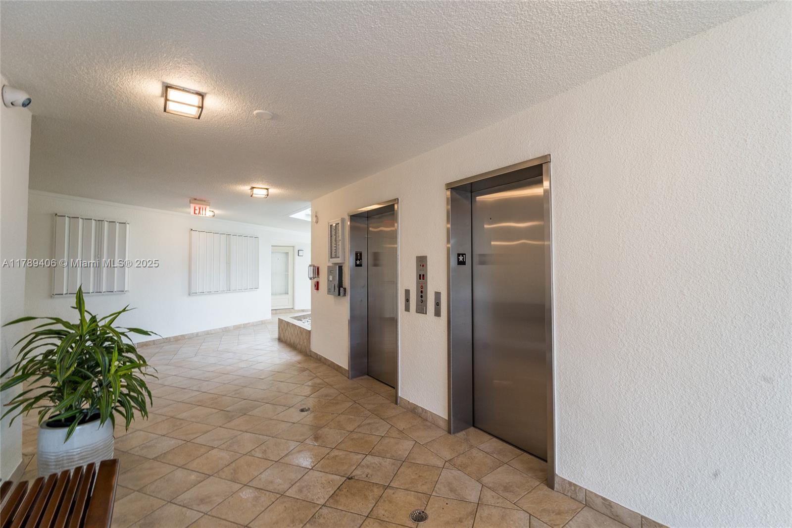 19800 Sandpointe Bay Dr 506