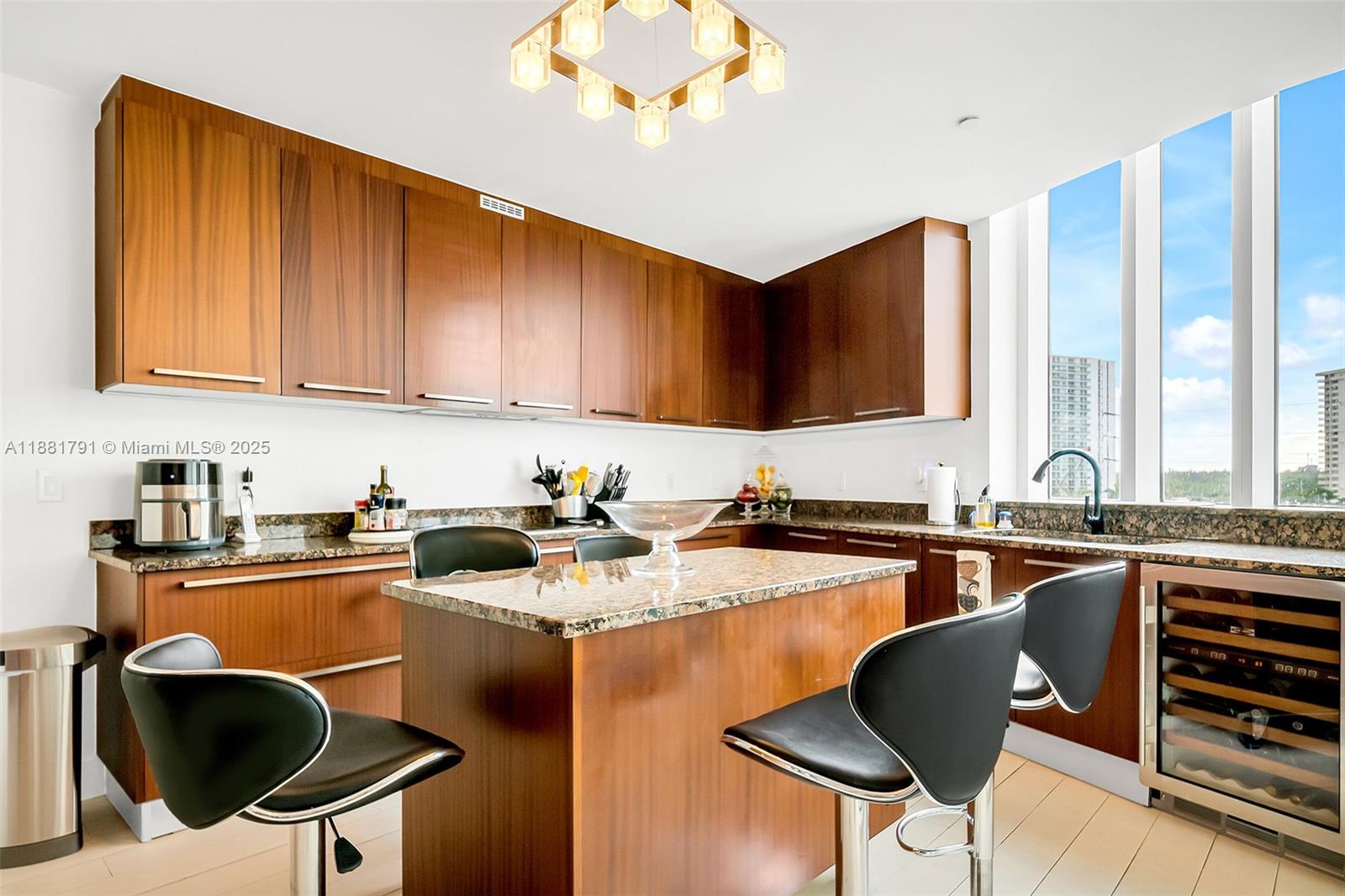 TDR TOWER II CONDO - Residential Lease