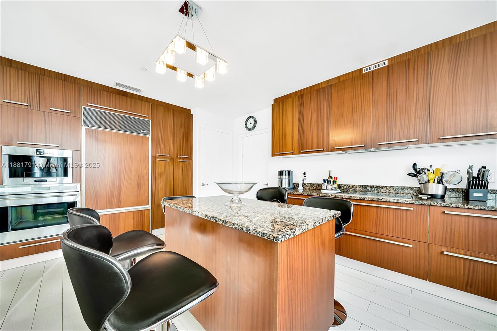 TDR TOWER II CONDO - Residential Lease