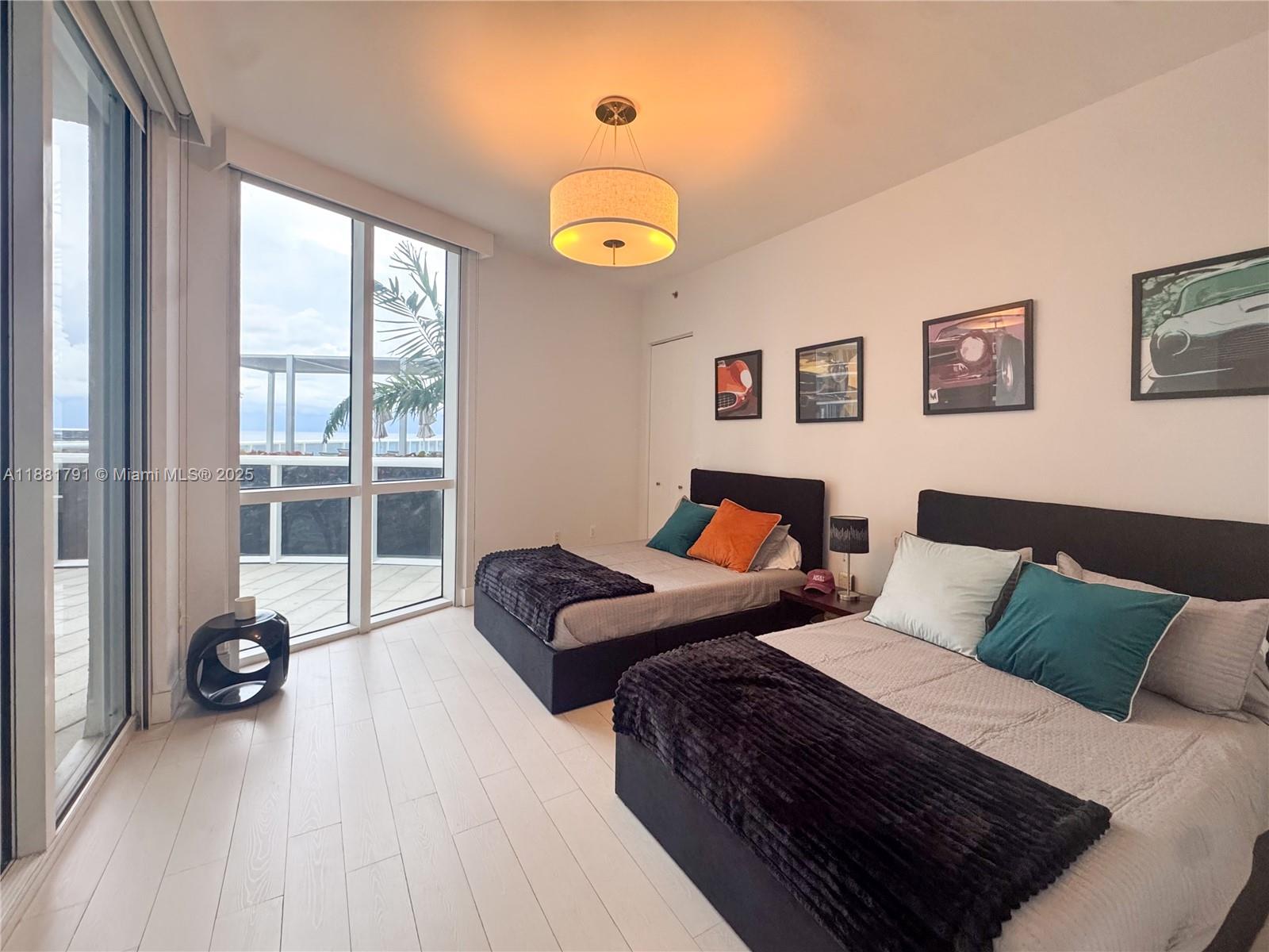 TDR TOWER II CONDO - Residential Lease