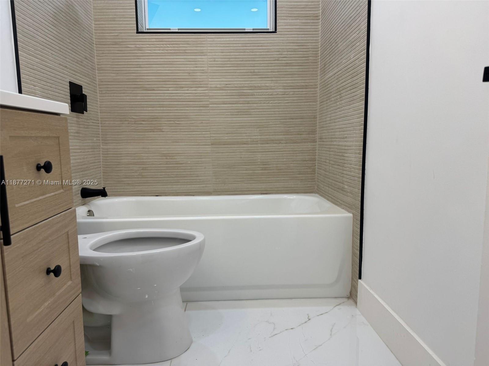 EAST PLANTATION 2ND SEC - Residential