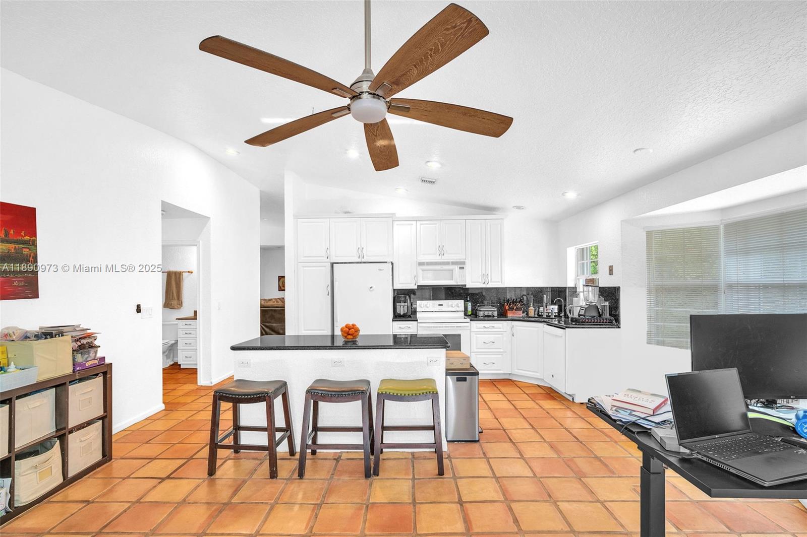 STIRLING ROAD THREE - Residential