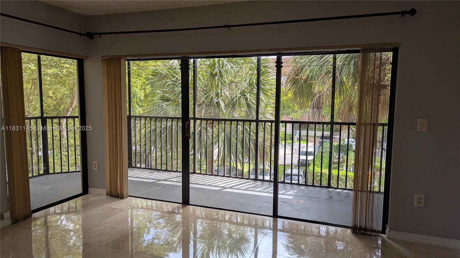 BEAUTIFUL AND SPACIOUS 2 BEDROOMS AND 2 BATHROOMS UNIT. A LOT OF CLOSETS. THE PRIMARY BEDROOM OFFERS A WALK-IN CLOSET. THIS UNIT COMES WITH A SEPARATE LOUNDRY ROOM WITH A FULL-SIZE WASHER AND DRYER. THE COMMUNITY AMENITIES INCLUDE 2 WONDERFUL POOLS, CLUBHOUSE, GYM,24/7 SECURITY