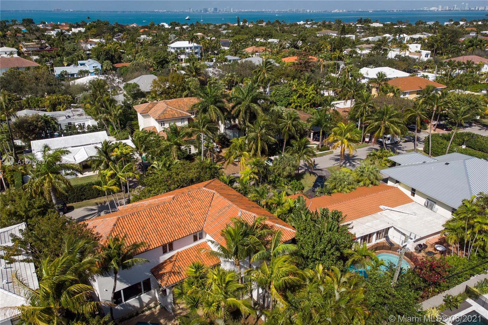 TROPICAL ISLE HOMES SUB - Residential