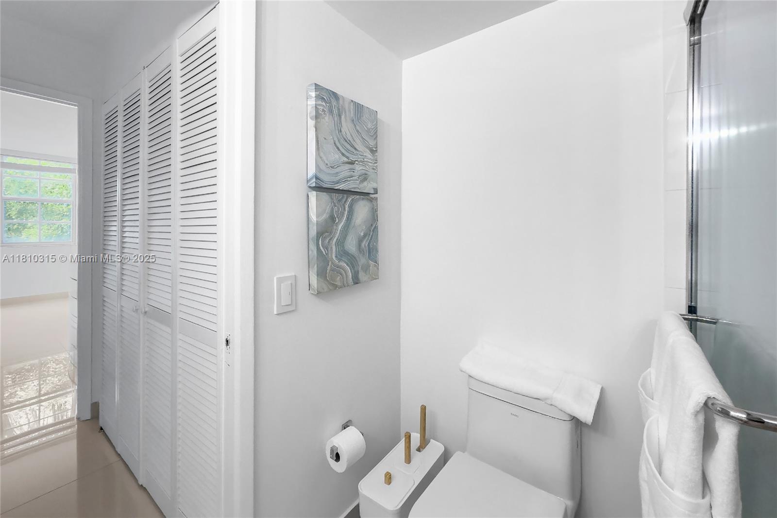 THE YACHT CLUB AT AVENTUR - Residential Lease