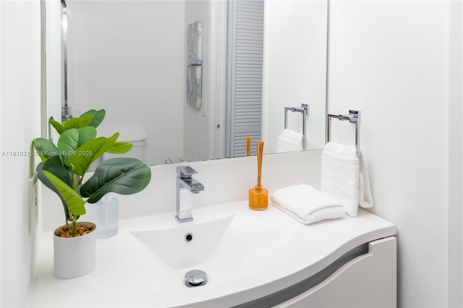 THE YACHT CLUB AT AVENTUR - Residential Lease