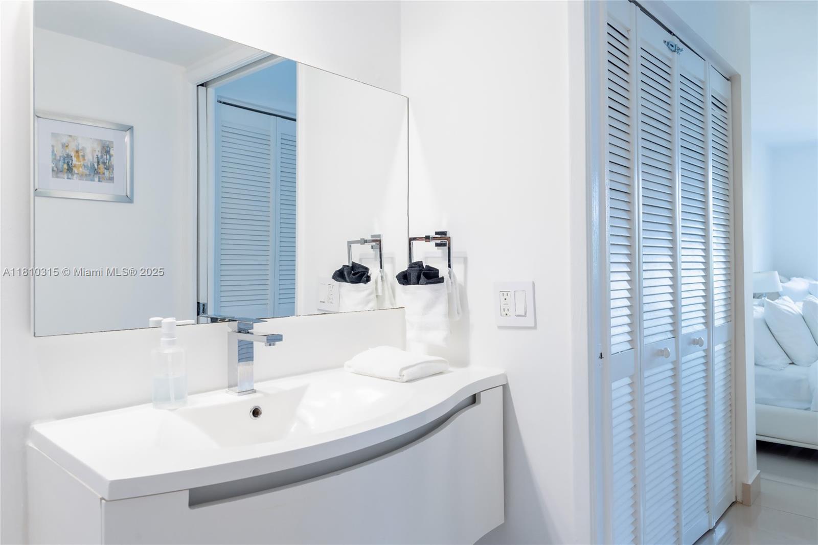 THE YACHT CLUB AT AVENTUR - Residential Lease