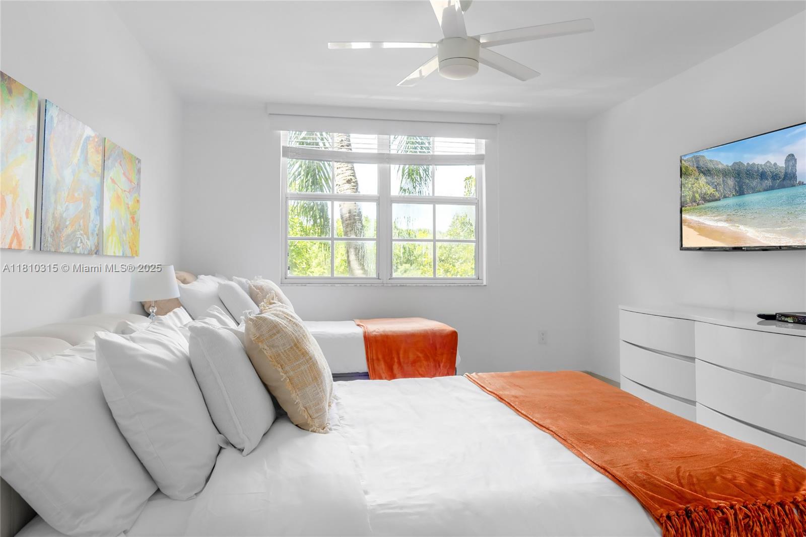 Address Not Disclosed, Aventura, Miami-Dade County, Florida - 2 Bedrooms  
2 Bathrooms - 