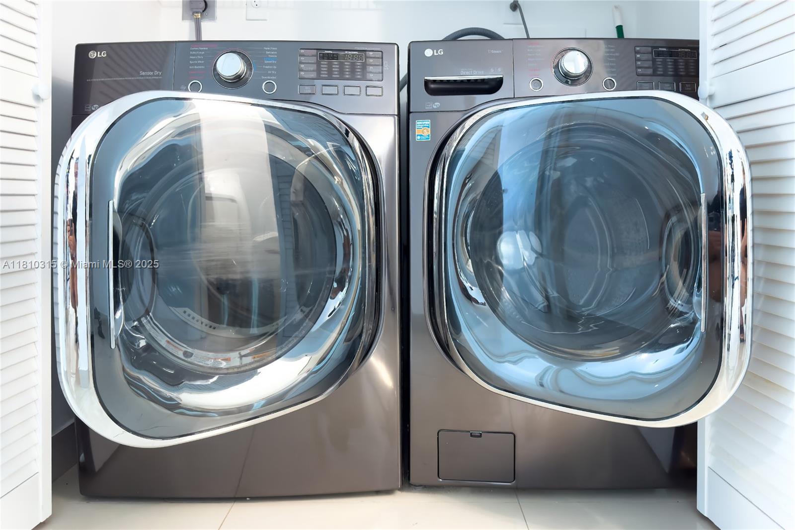 THE YACHT CLUB AT AVENTUR - Residential Lease