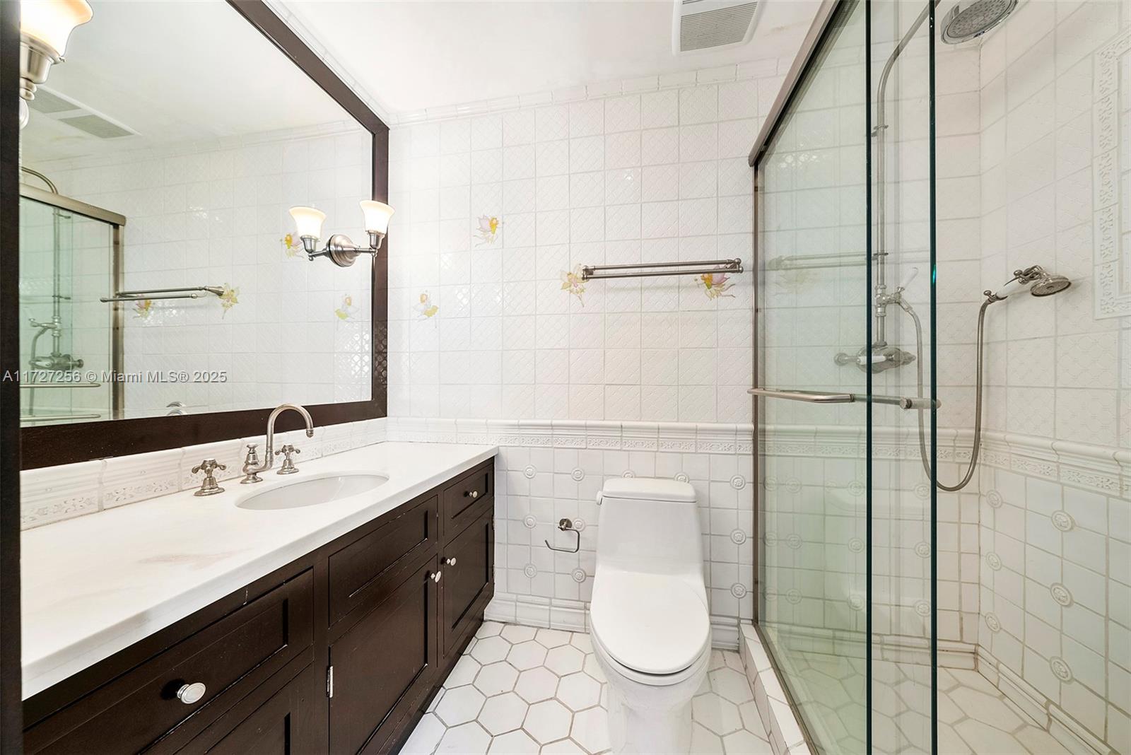 OCEANSIDE AT FISHER ISLAN - Residential