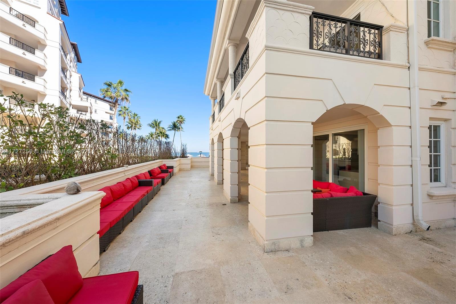 OCEANSIDE AT FISHER ISLAN - Residential