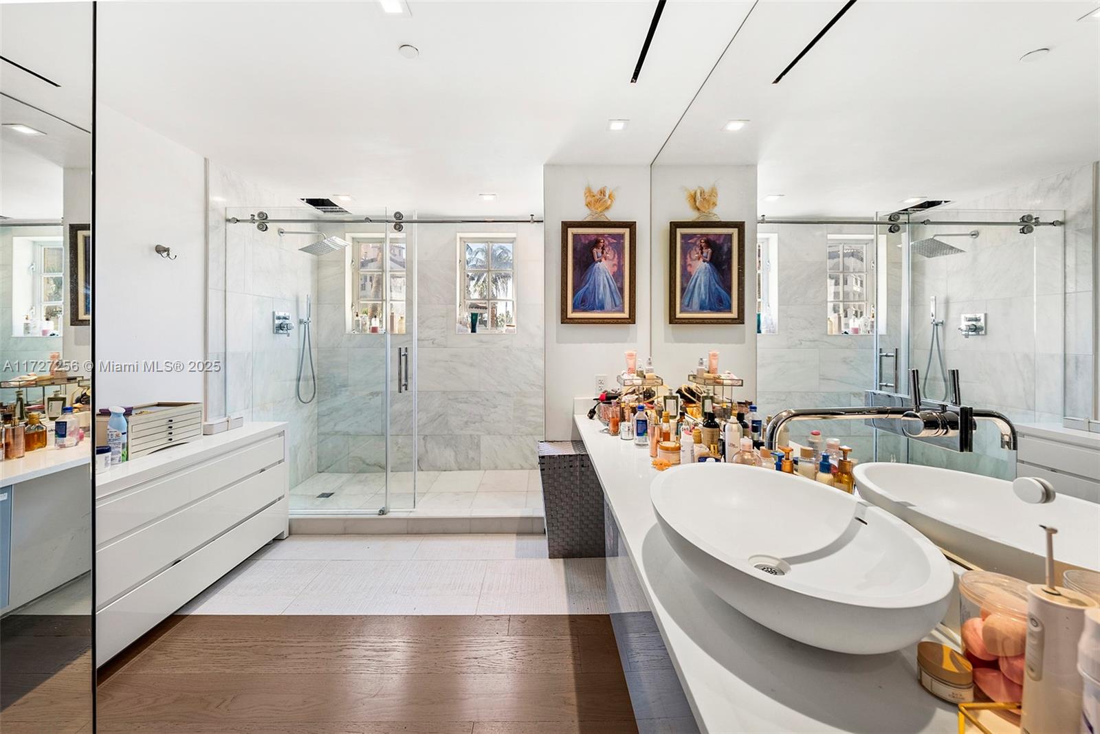 OCEANSIDE AT FISHER ISLAN - Residential