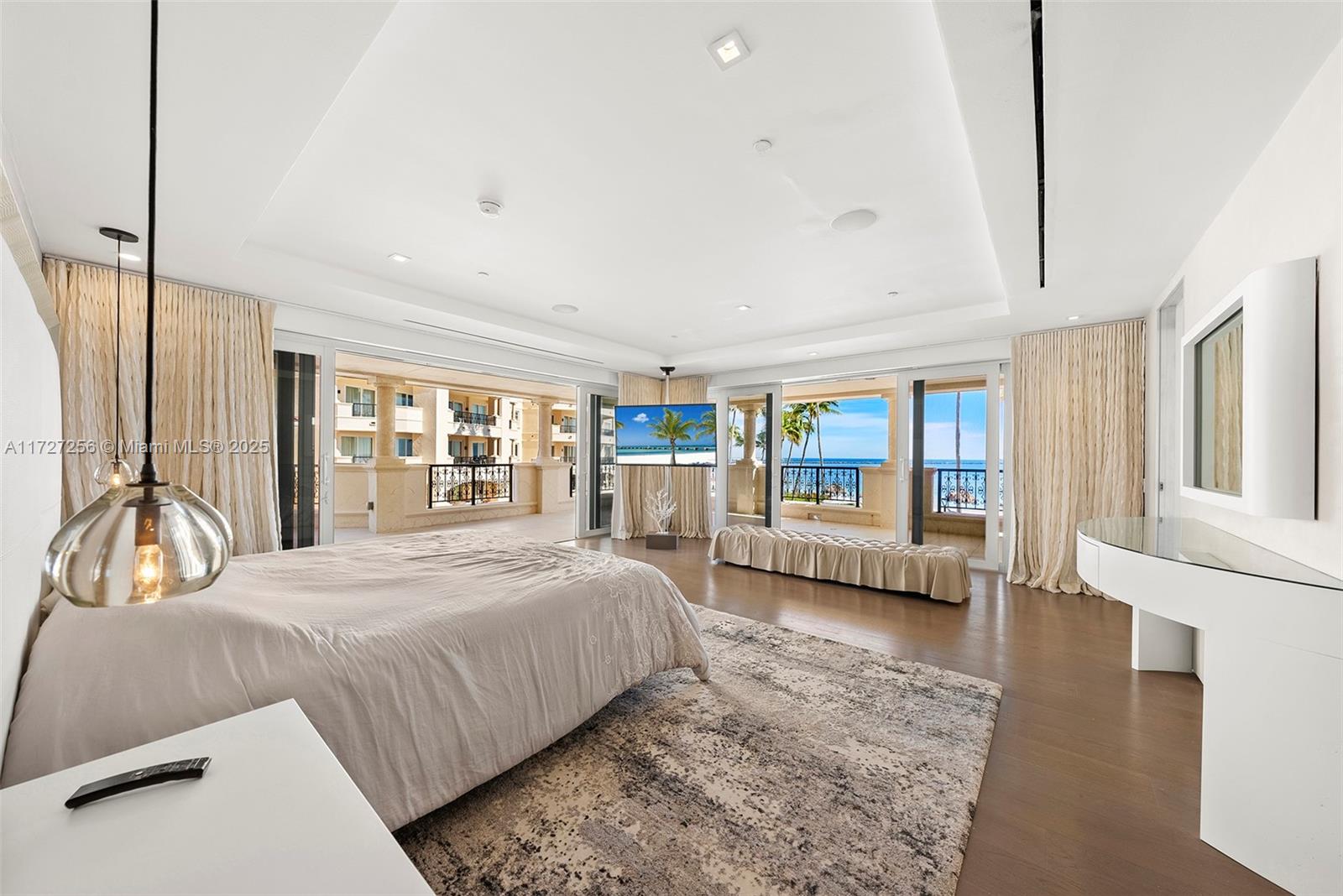 OCEANSIDE AT FISHER ISLAN - Residential