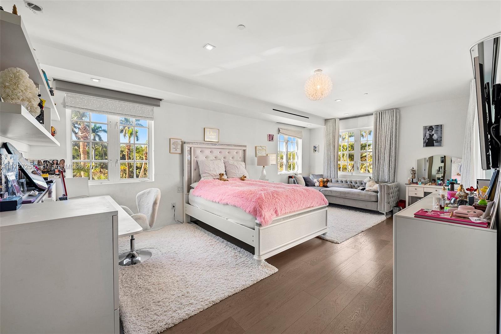 OCEANSIDE AT FISHER ISLAN - Residential