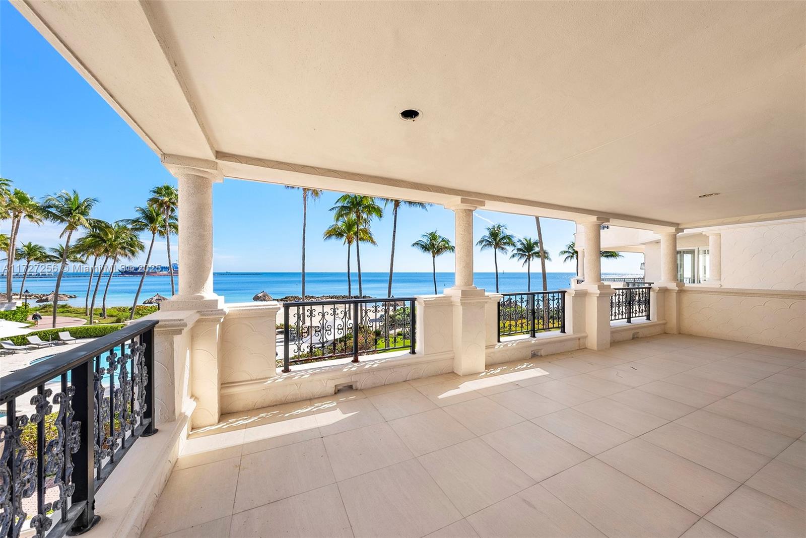 OCEANSIDE AT FISHER ISLAN - Residential