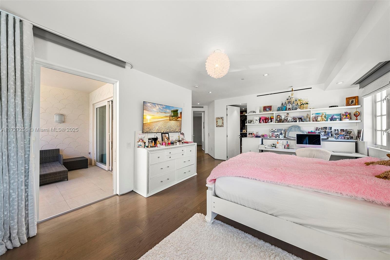 OCEANSIDE AT FISHER ISLAN - Residential