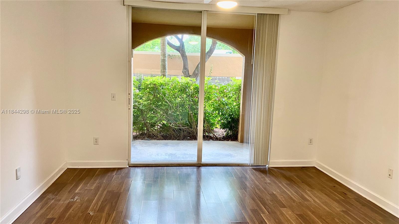 19901 E Country Club Dr 2103