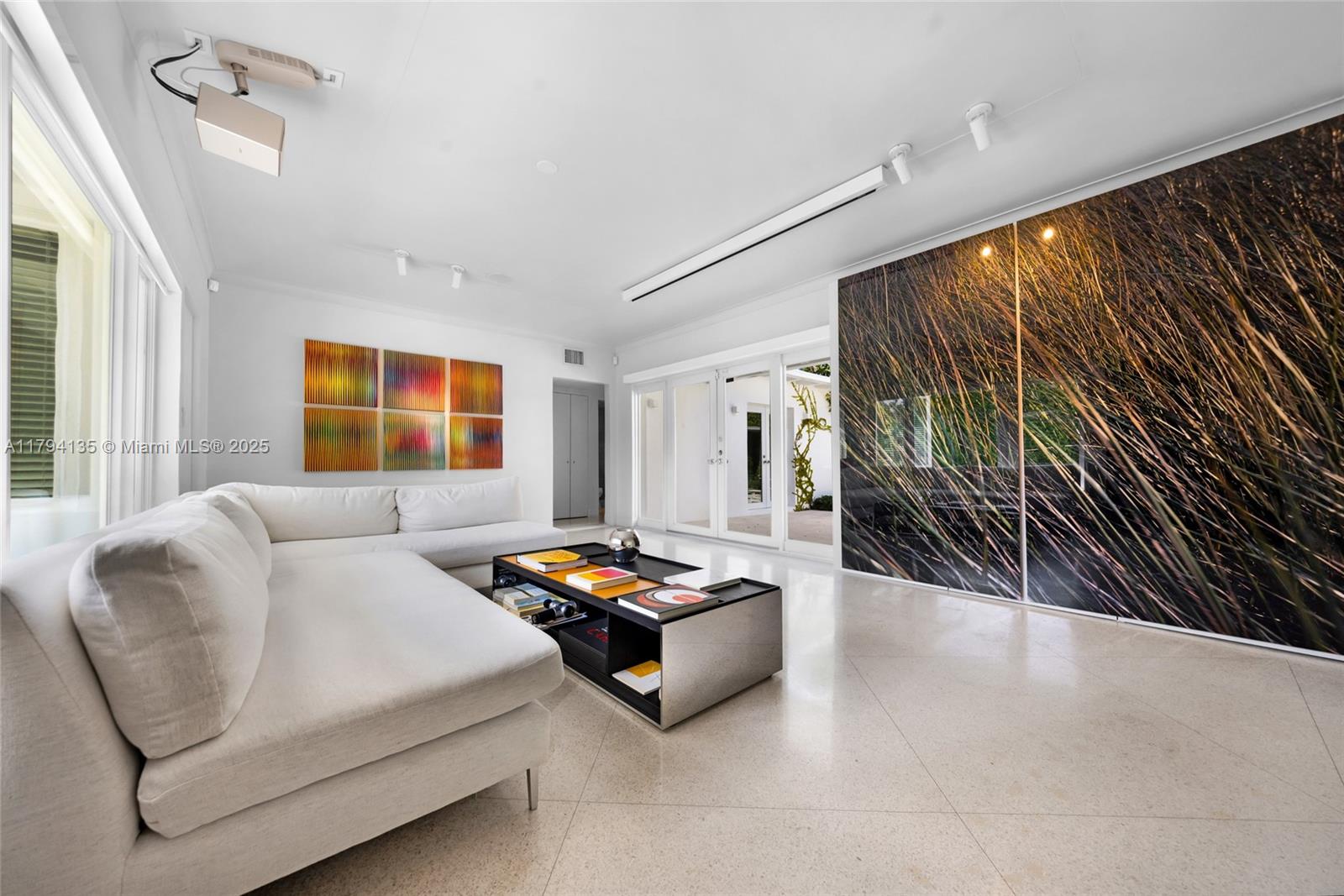 LA GORCE GOLF SUB - Residential