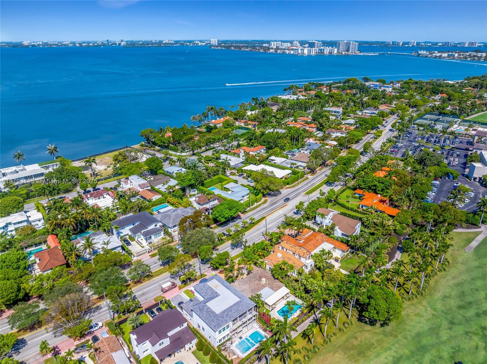 LA GORCE GOLF SUB - Residential