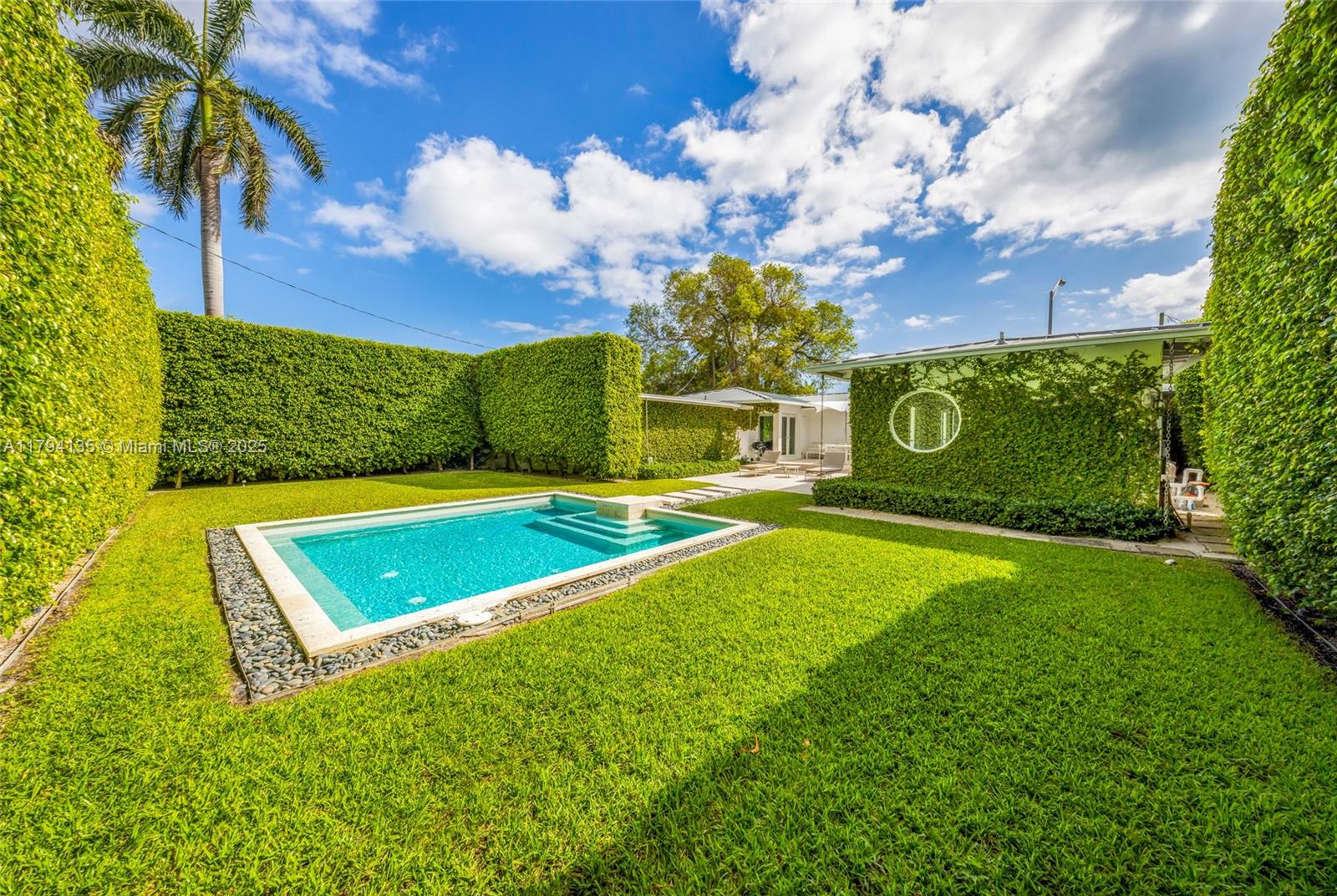 LA GORCE GOLF SUB - Residential