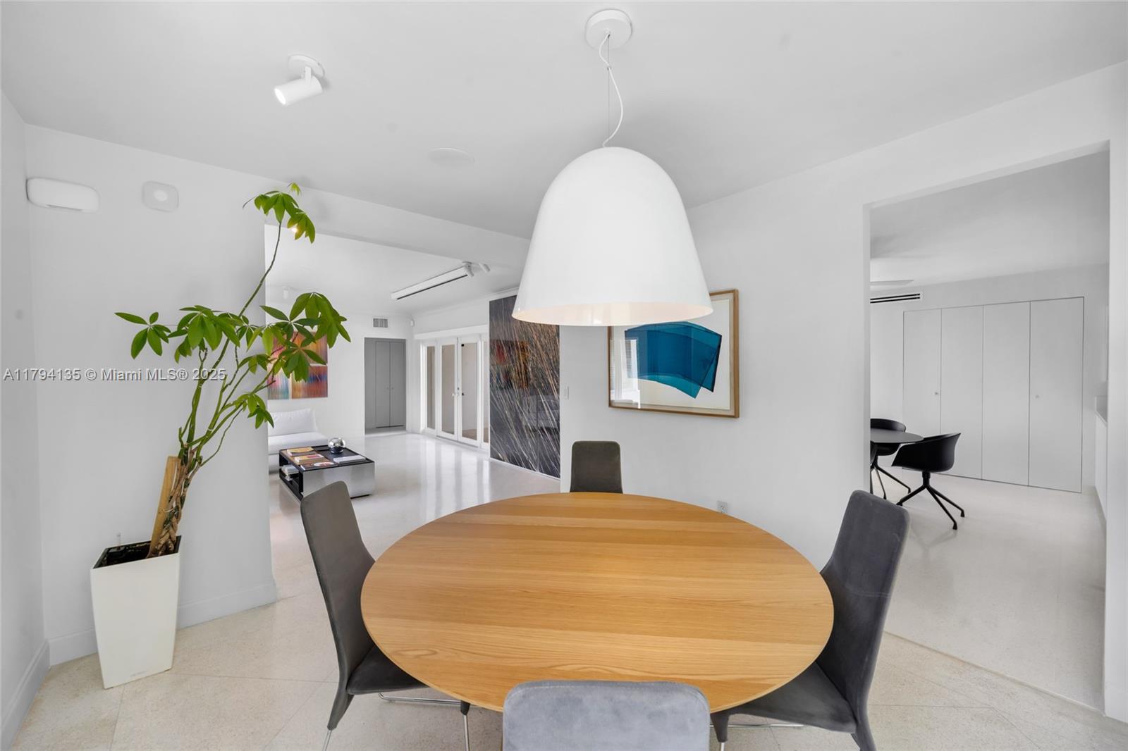 LA GORCE GOLF SUB - Residential