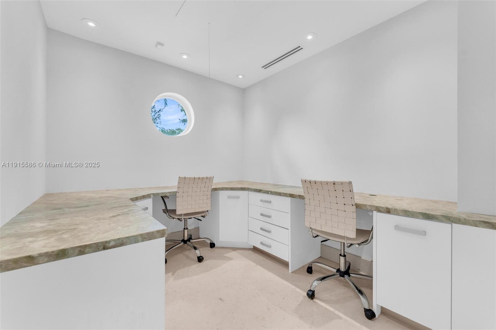 Miami Lakes - Loch Lomond - Residential